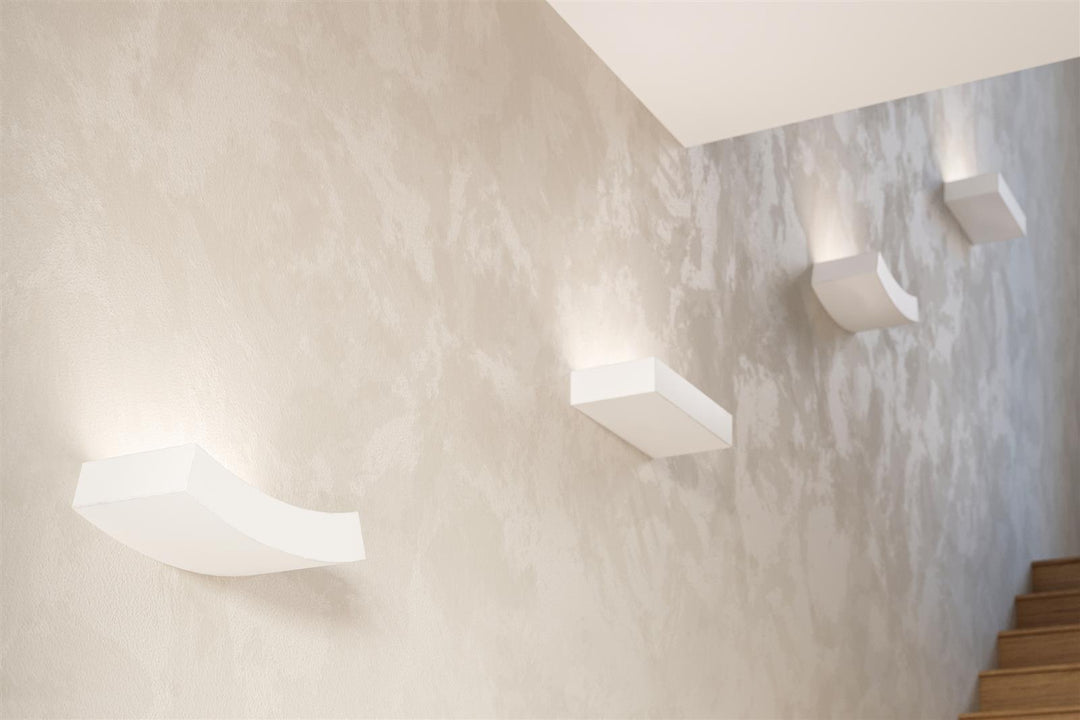 Langley Wall Light – Curved Plaster Design