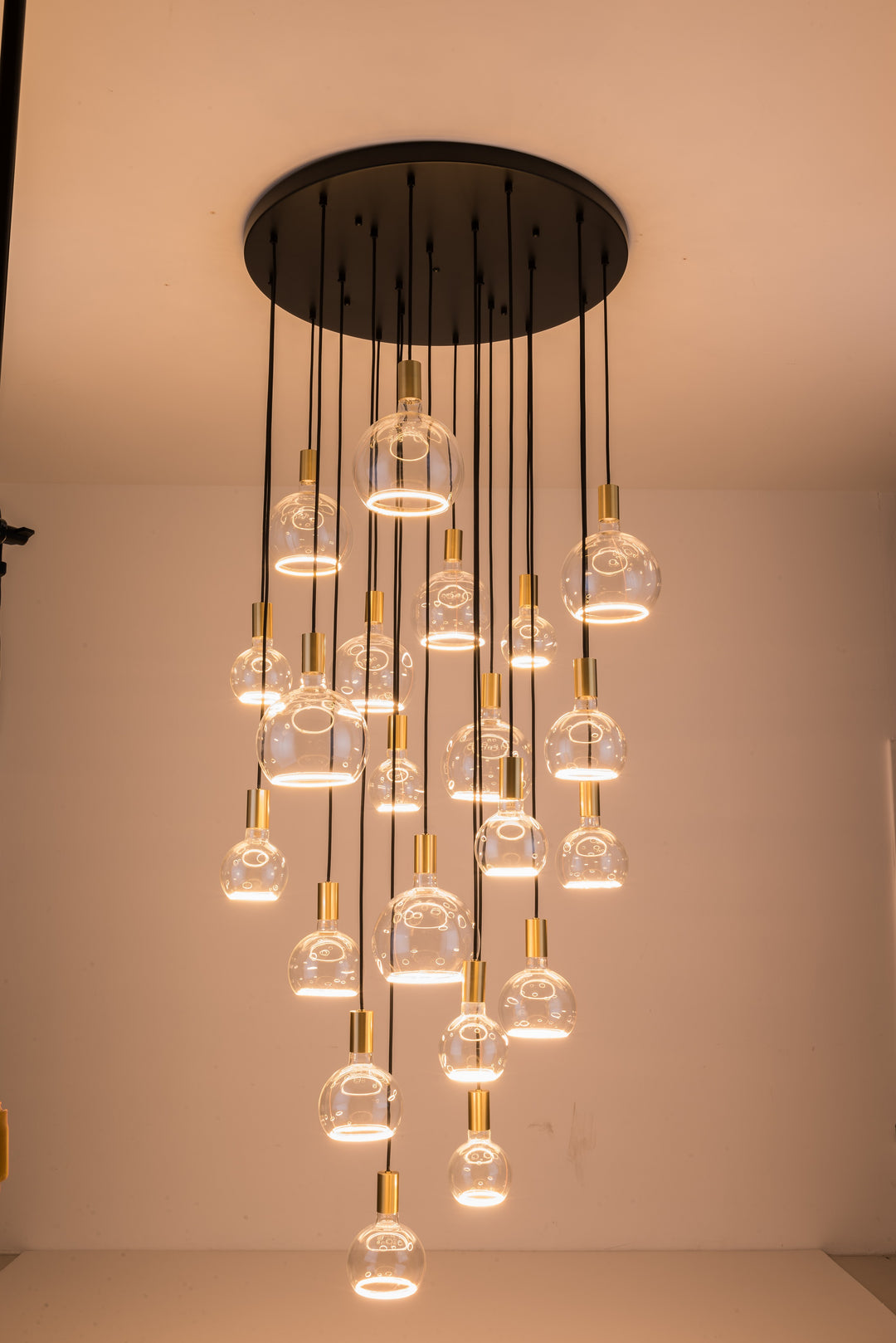 Roma 21lt Spiral Pendant - 2 COLOURS