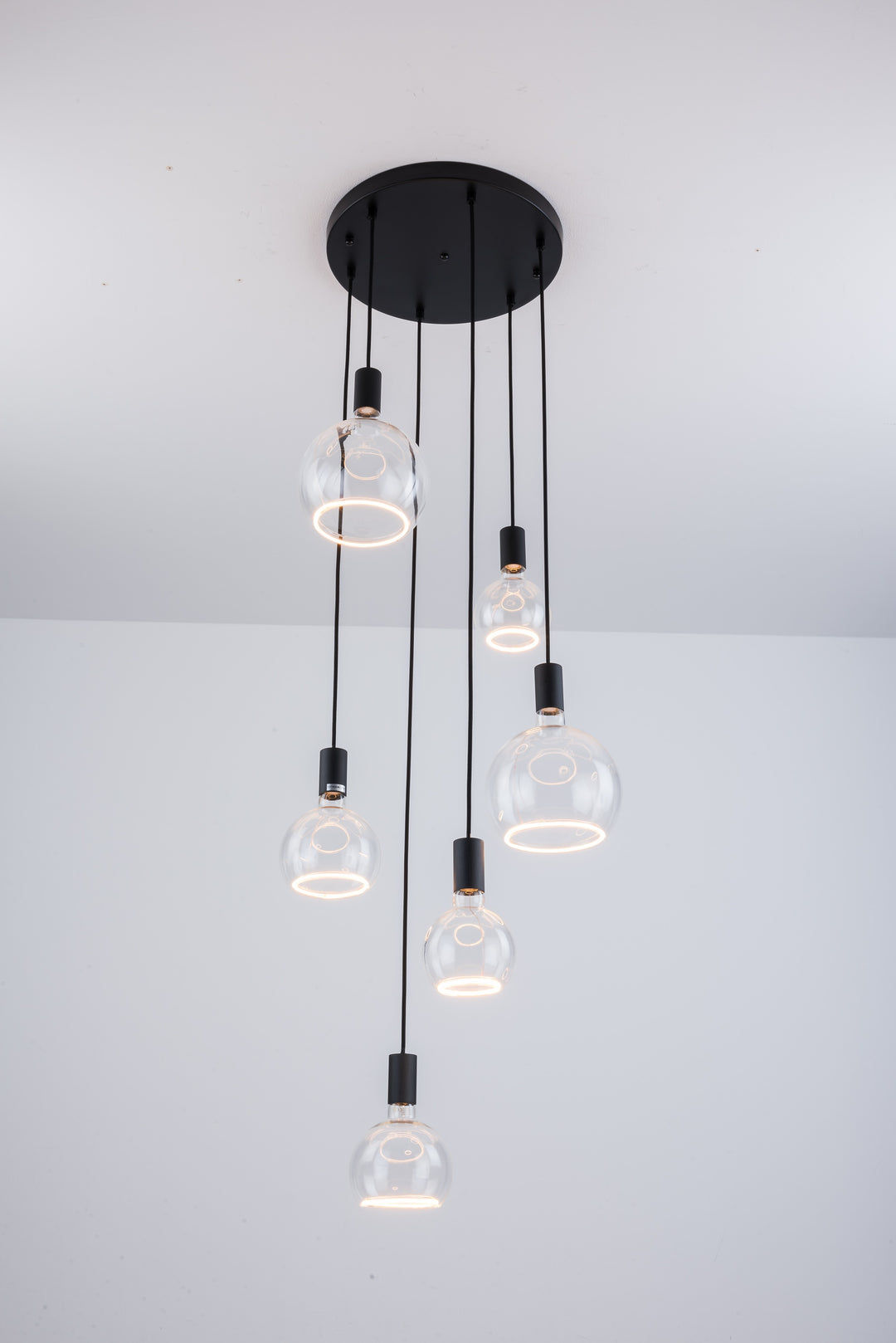 Roma 6LT Spiral Pendant – Ring Bulb Design