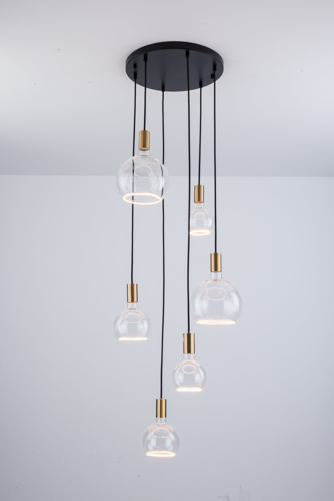 Roma 6LT Spiral Pendant – Ring Bulb Design