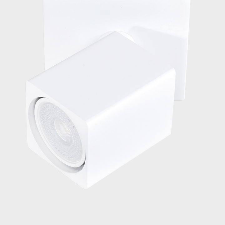 Wynyard Single Spotlight- 2 Colours