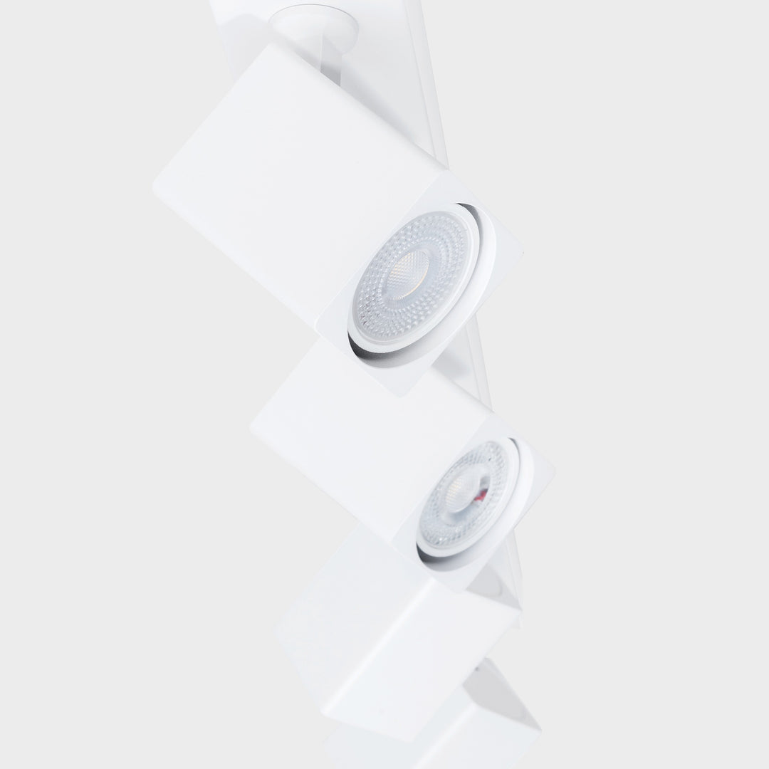 Wynyard 4LT Spotlight Bar – Black or White