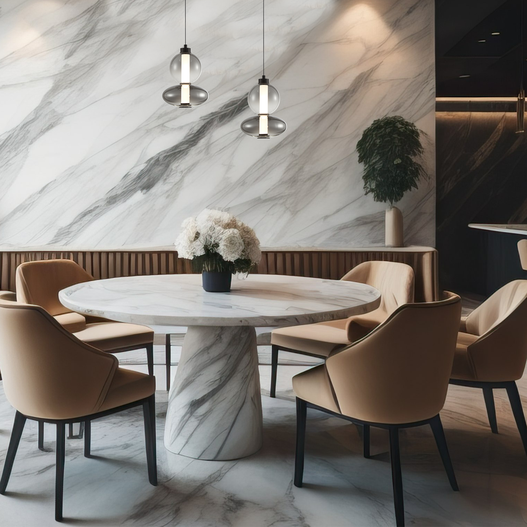 Barcelona Small Pendant Light – Black or Gold