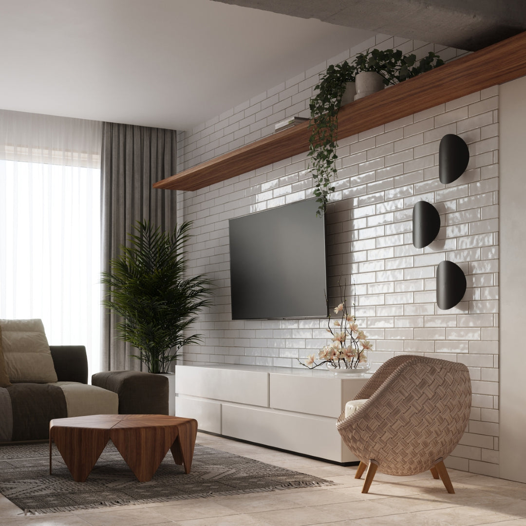 Delta Wall Light