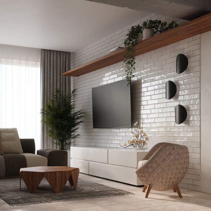 Delta Wall Light