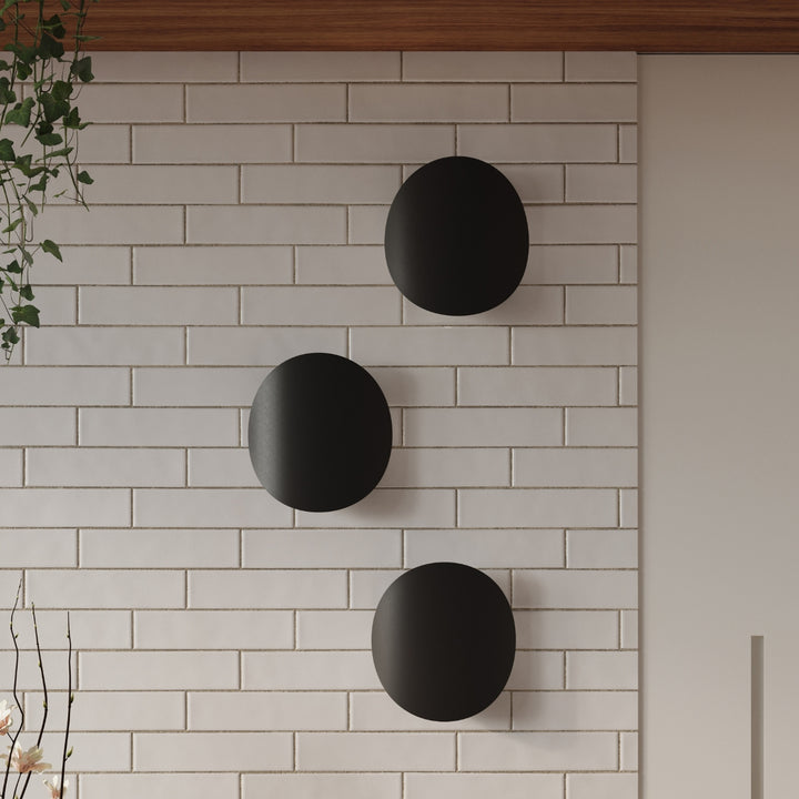 Delta Wall Light