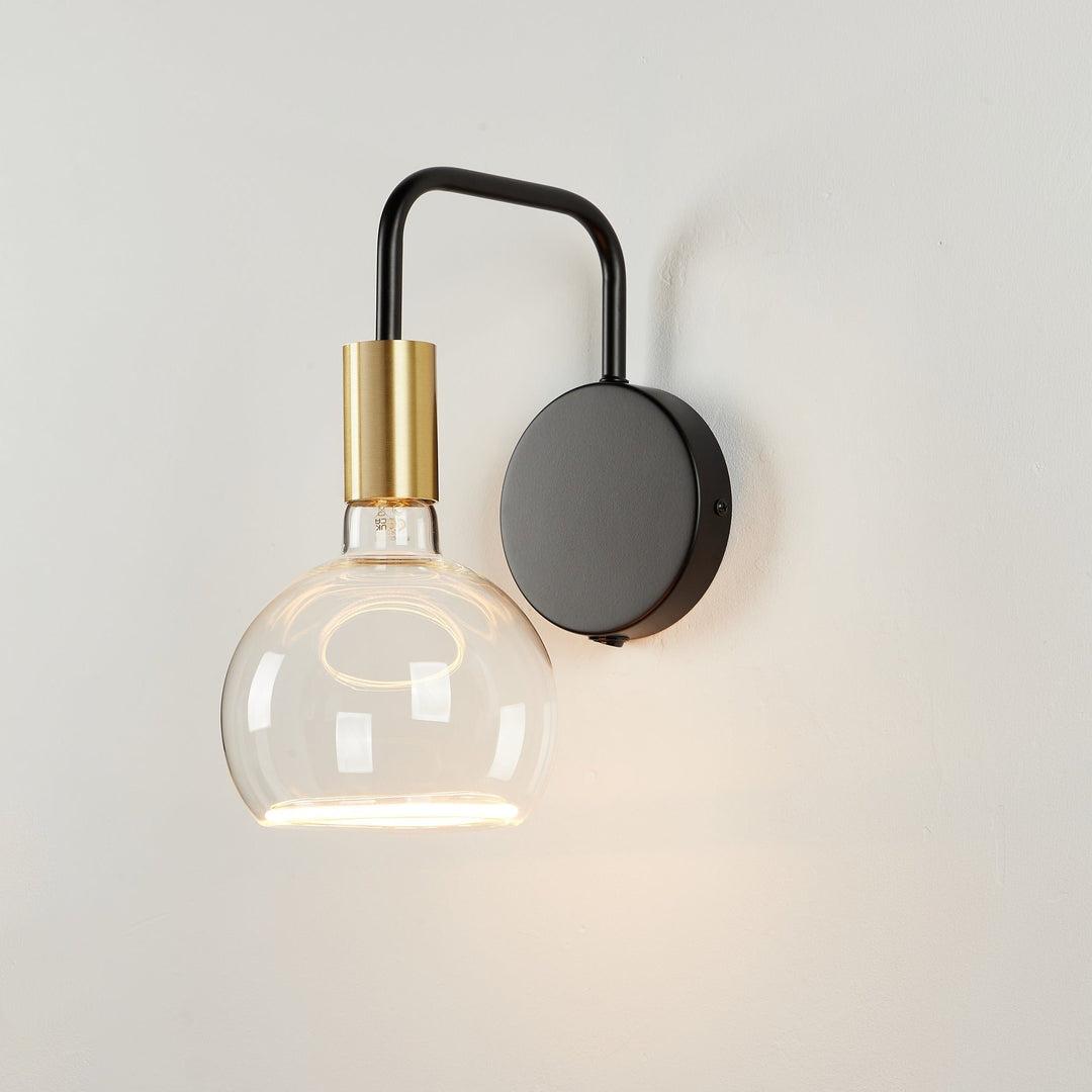 Roma Wall Light - 2 COLOURS