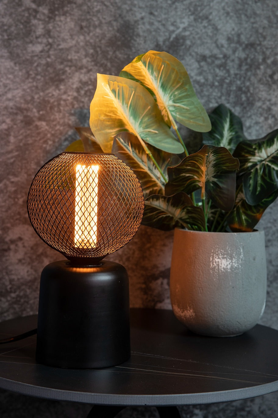 3.5W Wire Globe LED Light Bulb