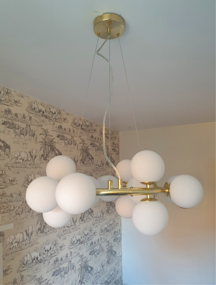 Melbourne Round Pendant Gold/White