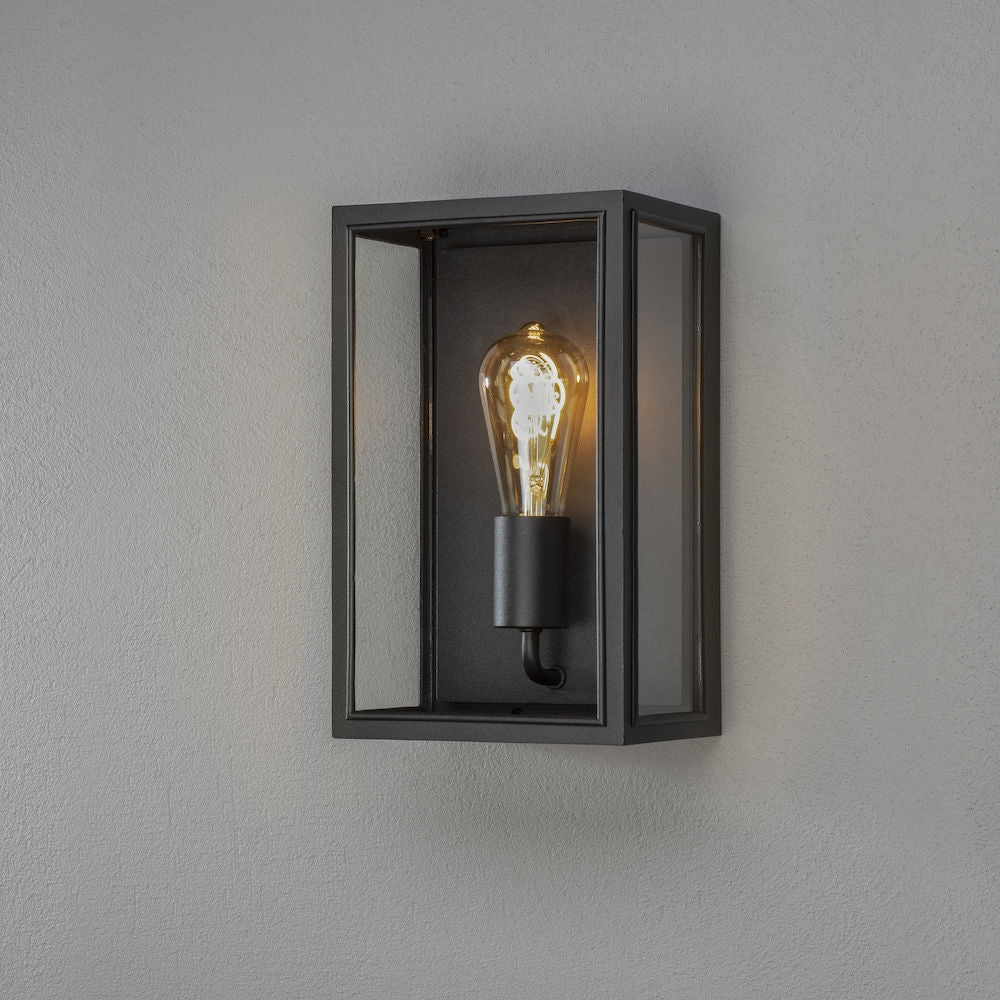 Atri Small Outdoor Wall Light – Black or Brass IP44