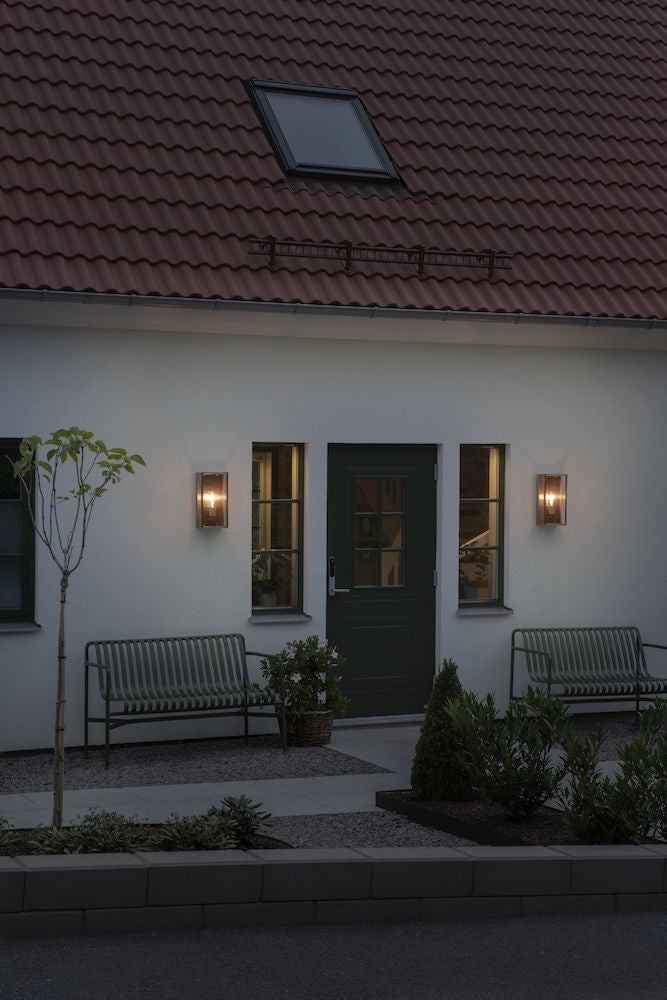 Atri Small Outdoor Wall Light – Black or Brass IP44