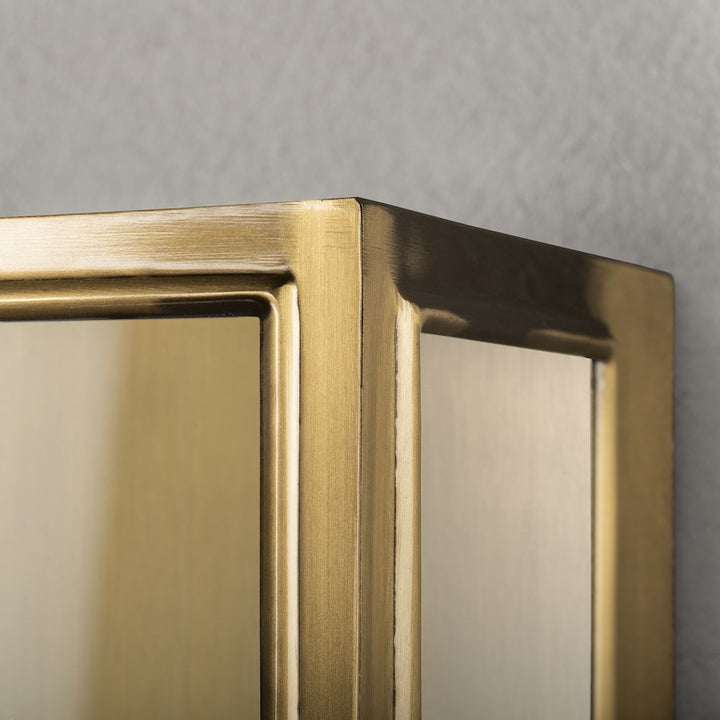 Atri Small Outdoor Wall Light – Black or Brass IP44