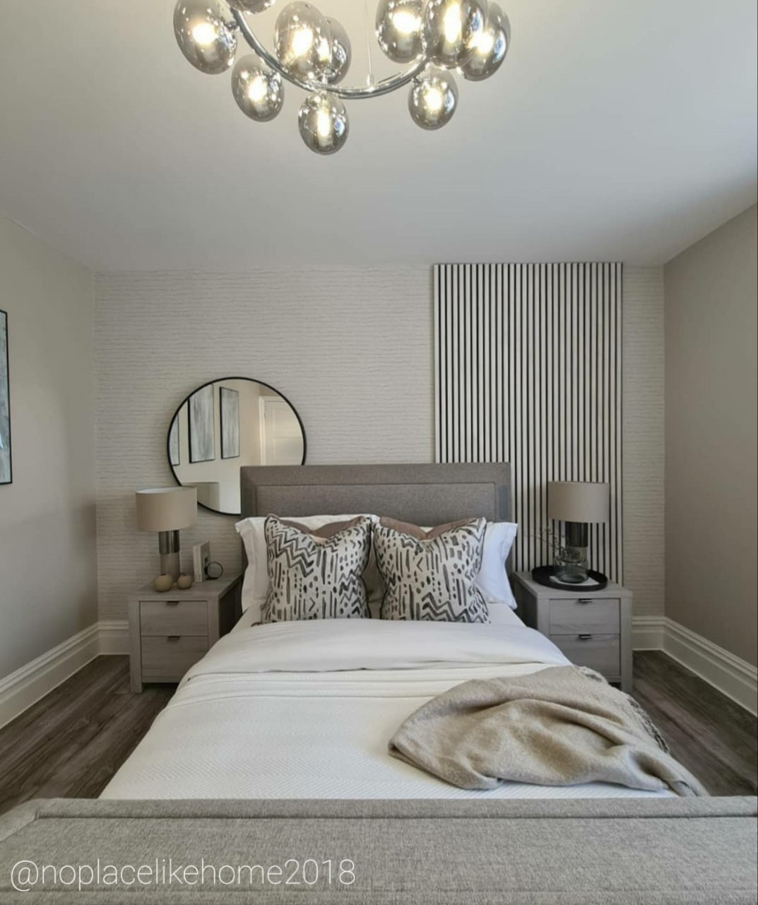 Melbourne Round Pendant Light – Silver