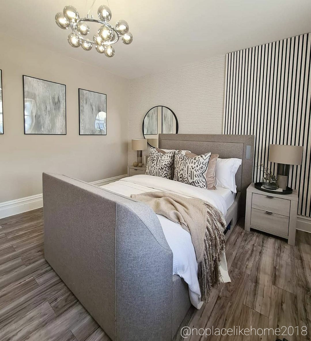 Melbourne Round Pendant Light – Silver