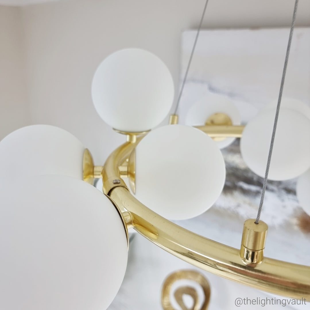 Melbourne Round Pendant Gold/White
