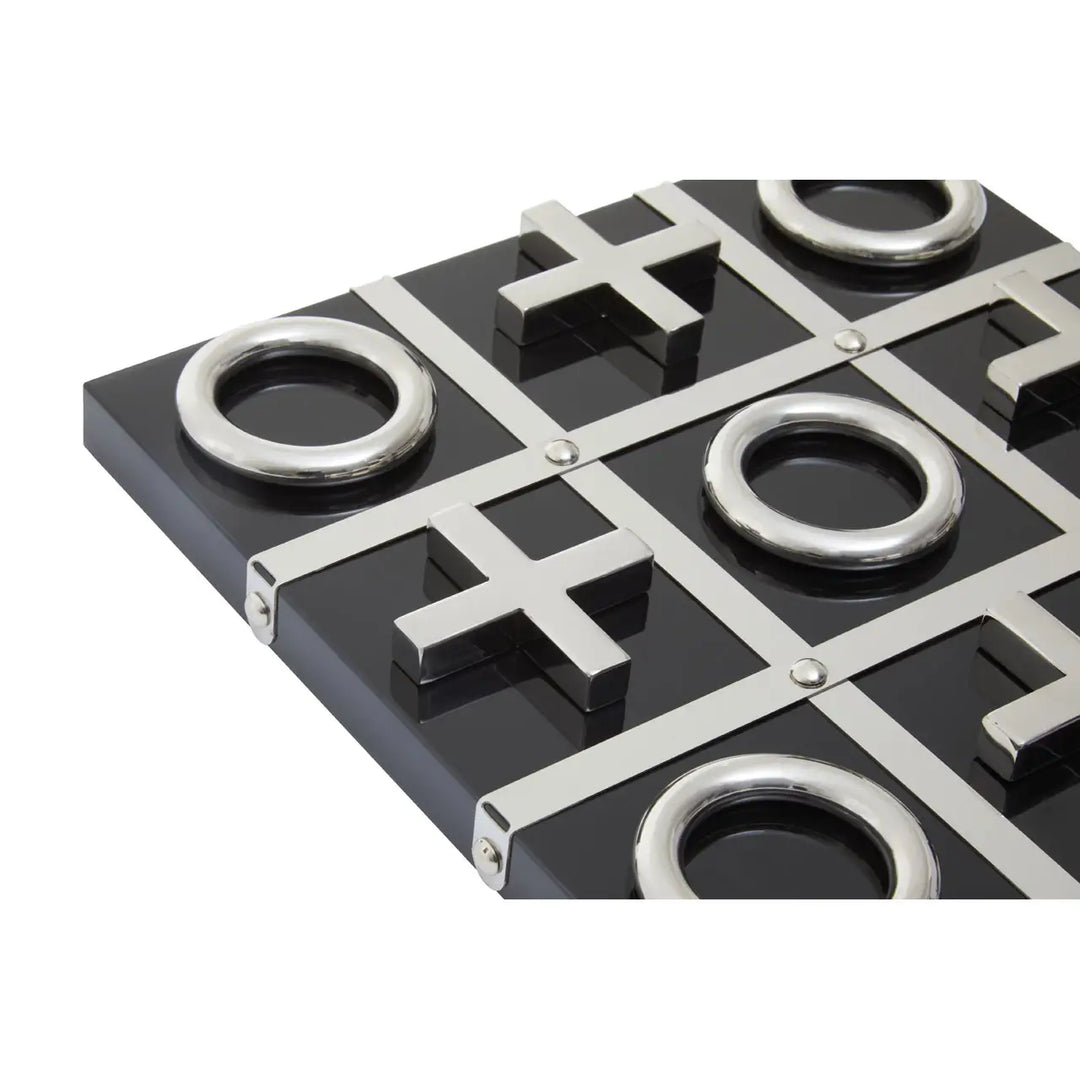 Large Noughts And Crosses Game