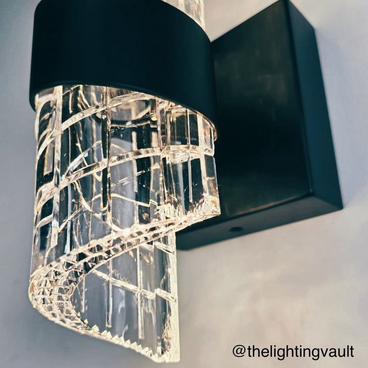 Harlow Wall Light