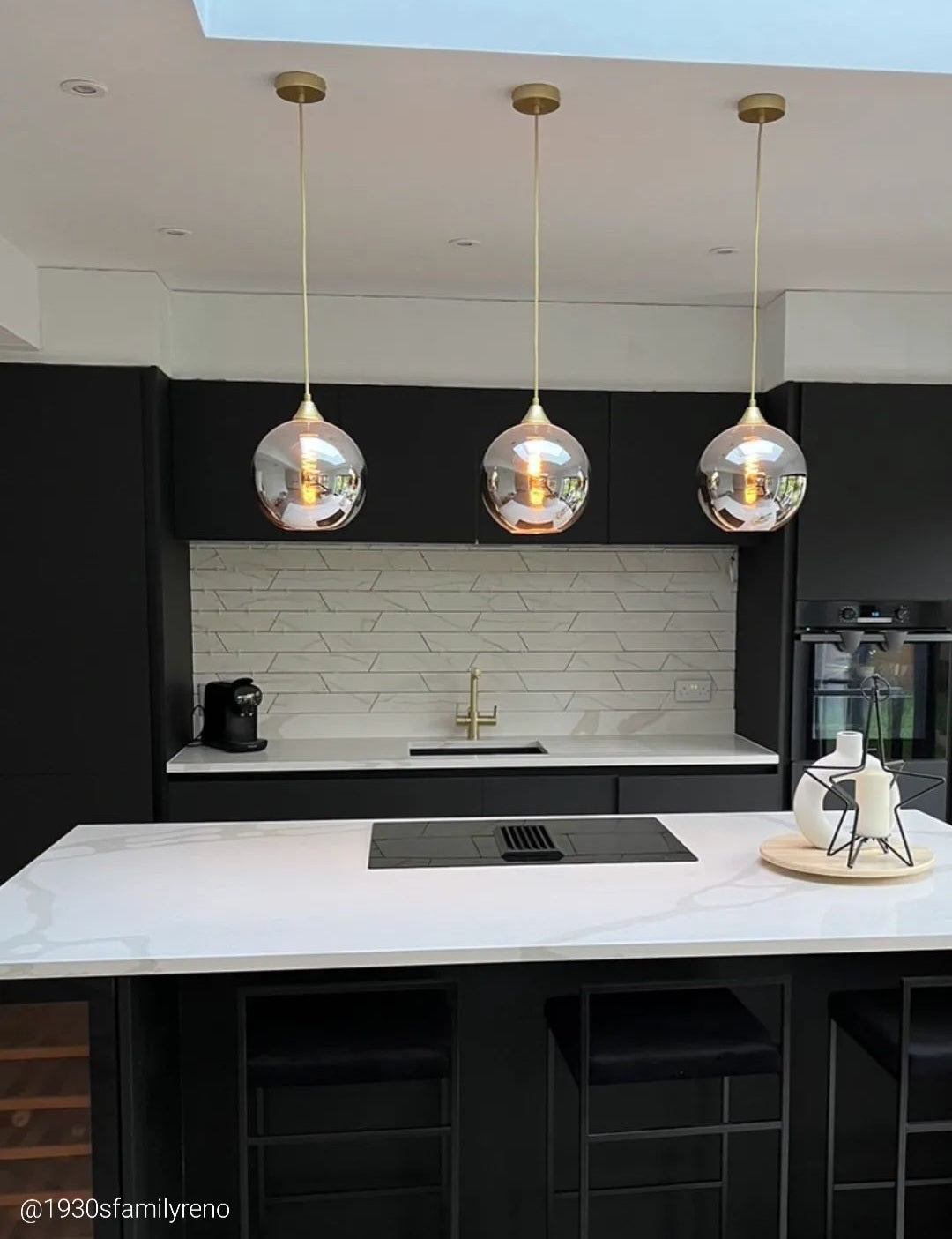 Individual 2025 pendant lights