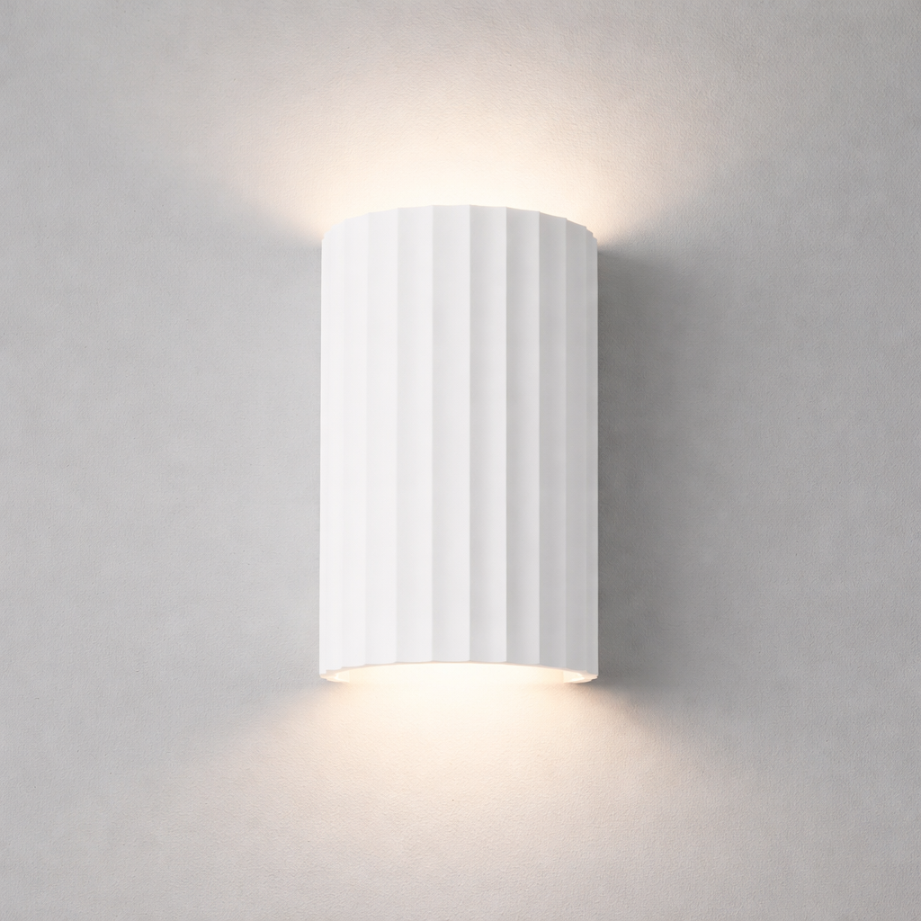 dIgby g9 wall light cool white glow