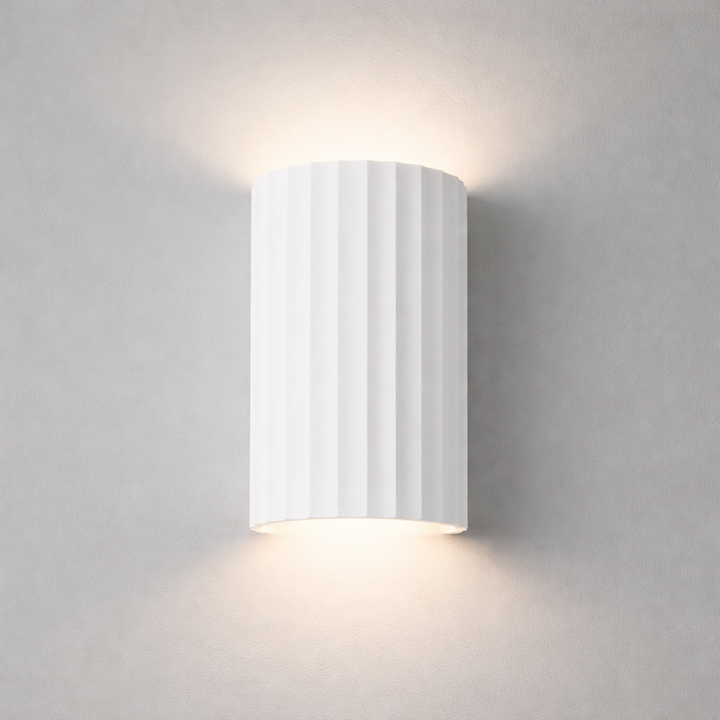 dIgby g9 wall light cool white glow