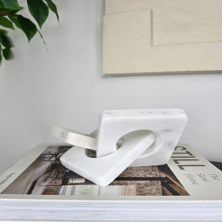 Square White Marble Chain Link Sculpture