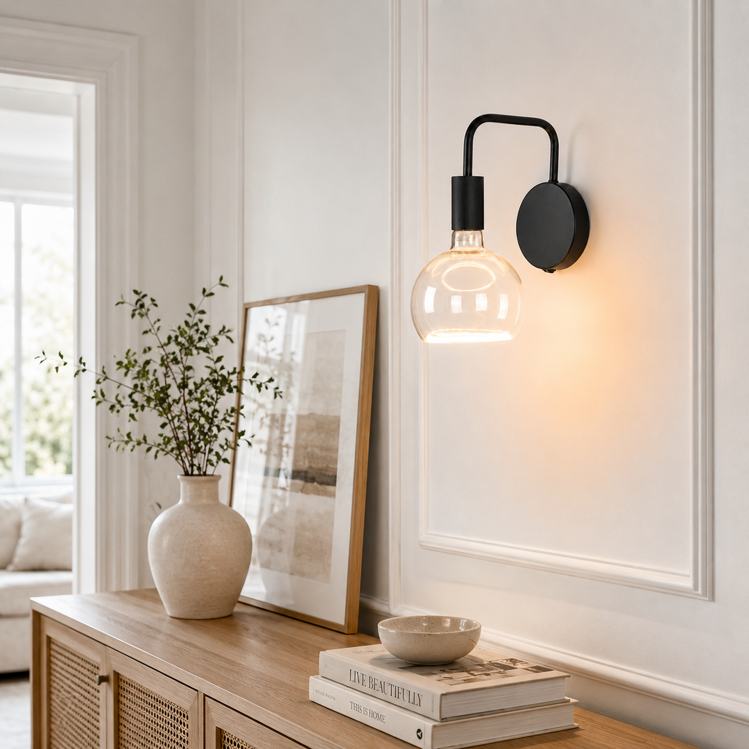 Roma black wall light clear Aura bulb