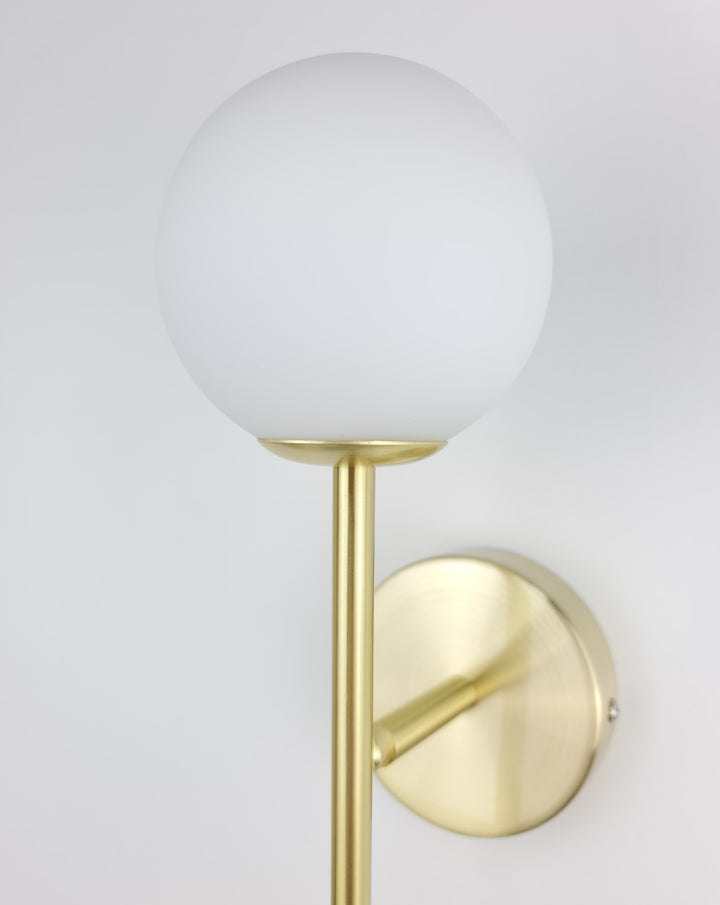 Melbourne Wall Light Gold/White
