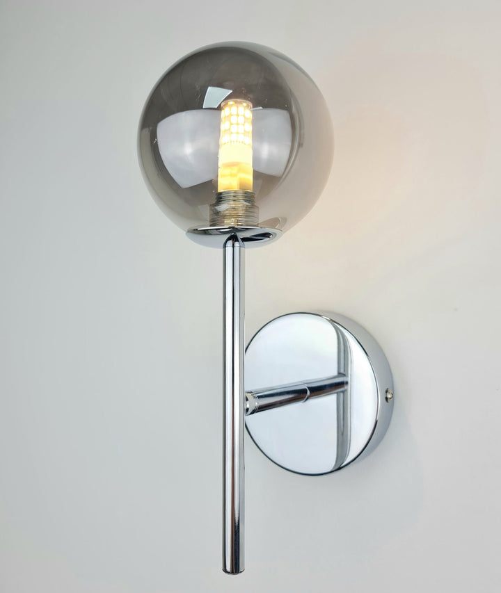 Melbourne Wall Light Silver/Smoked
