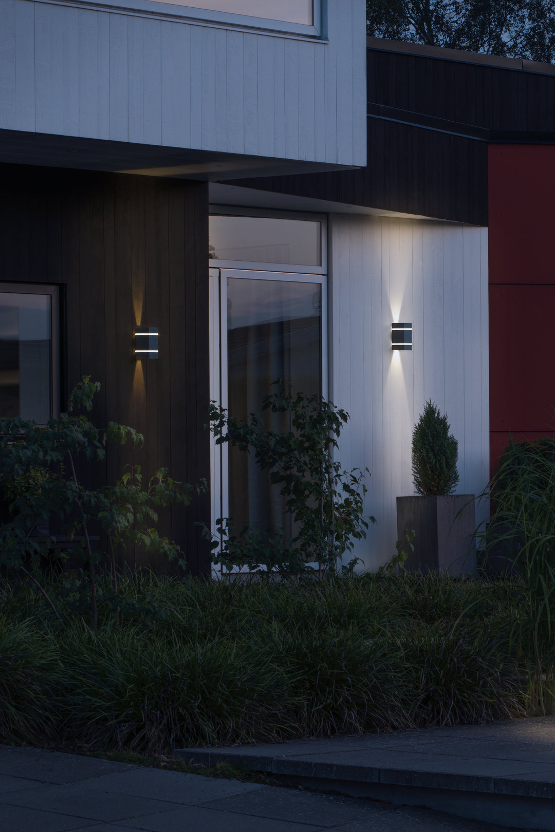 Outdoor Wall Light - Konstsmide Cremona Wall Light Anthracite
